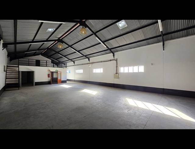 680M² WAREHOUSE TO LET IN SEBENZA